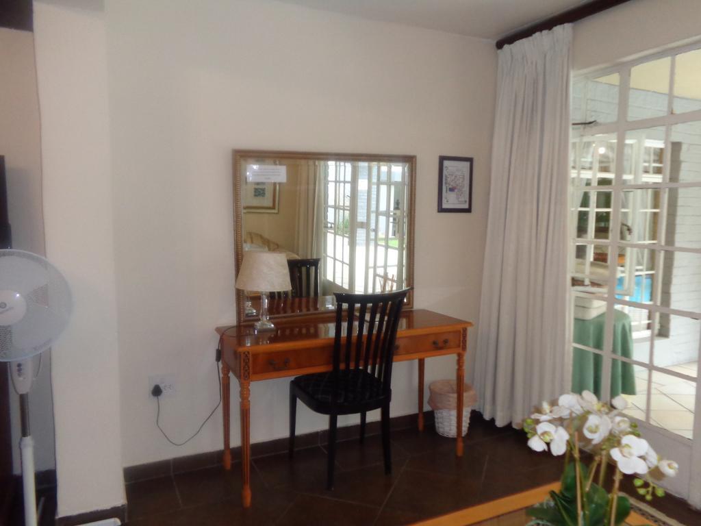 Thatchfoord Lodge Johannesburg Eksteriør bilde