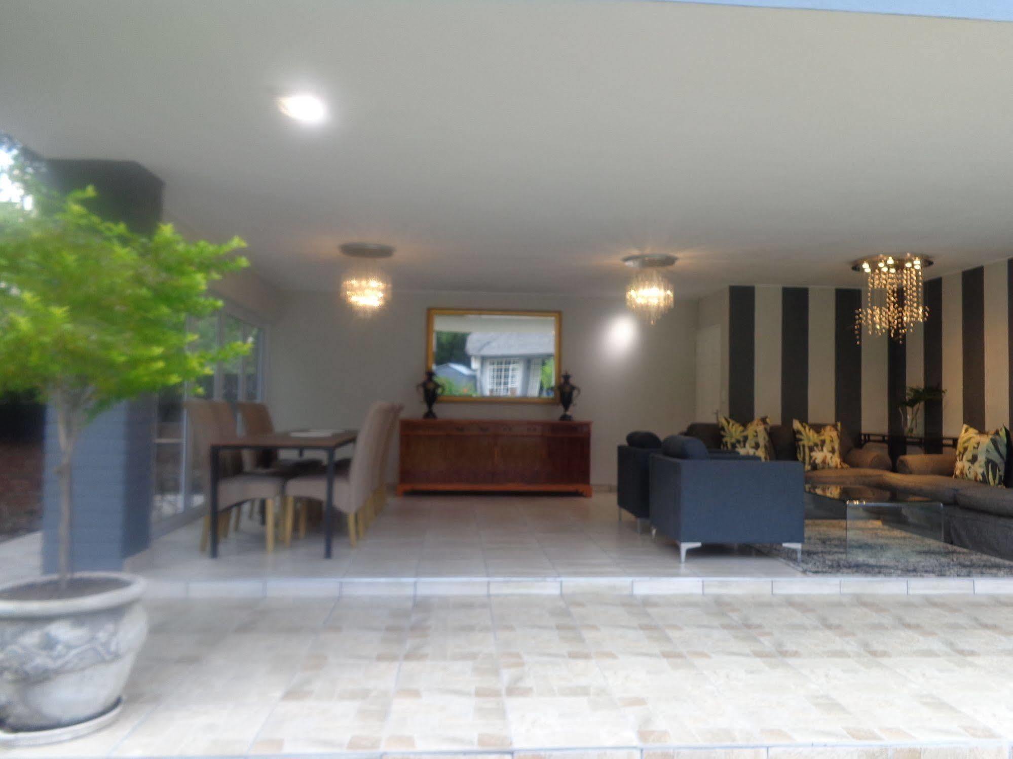 Thatchfoord Lodge Johannesburg Eksteriør bilde