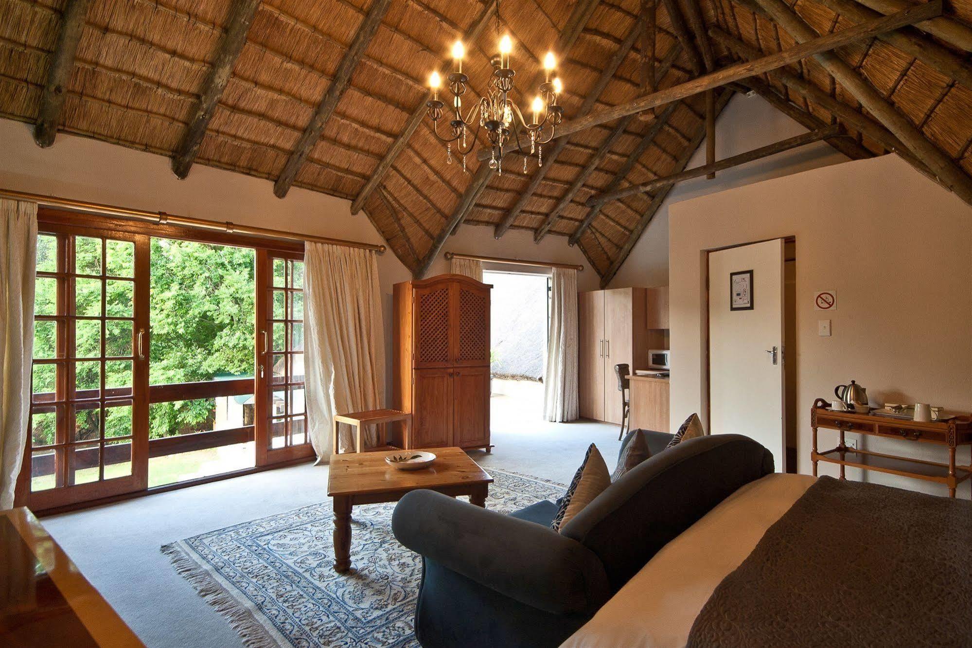 Thatchfoord Lodge Johannesburg Eksteriør bilde